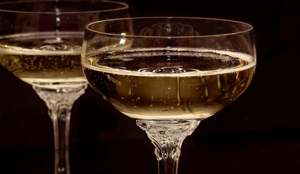 coupe-Champagne-bulle-fine-Michaela-Merk-innover-ou-conserver-champagne